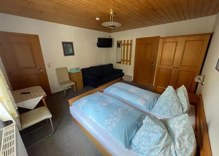 Harbachwirt, Apartment